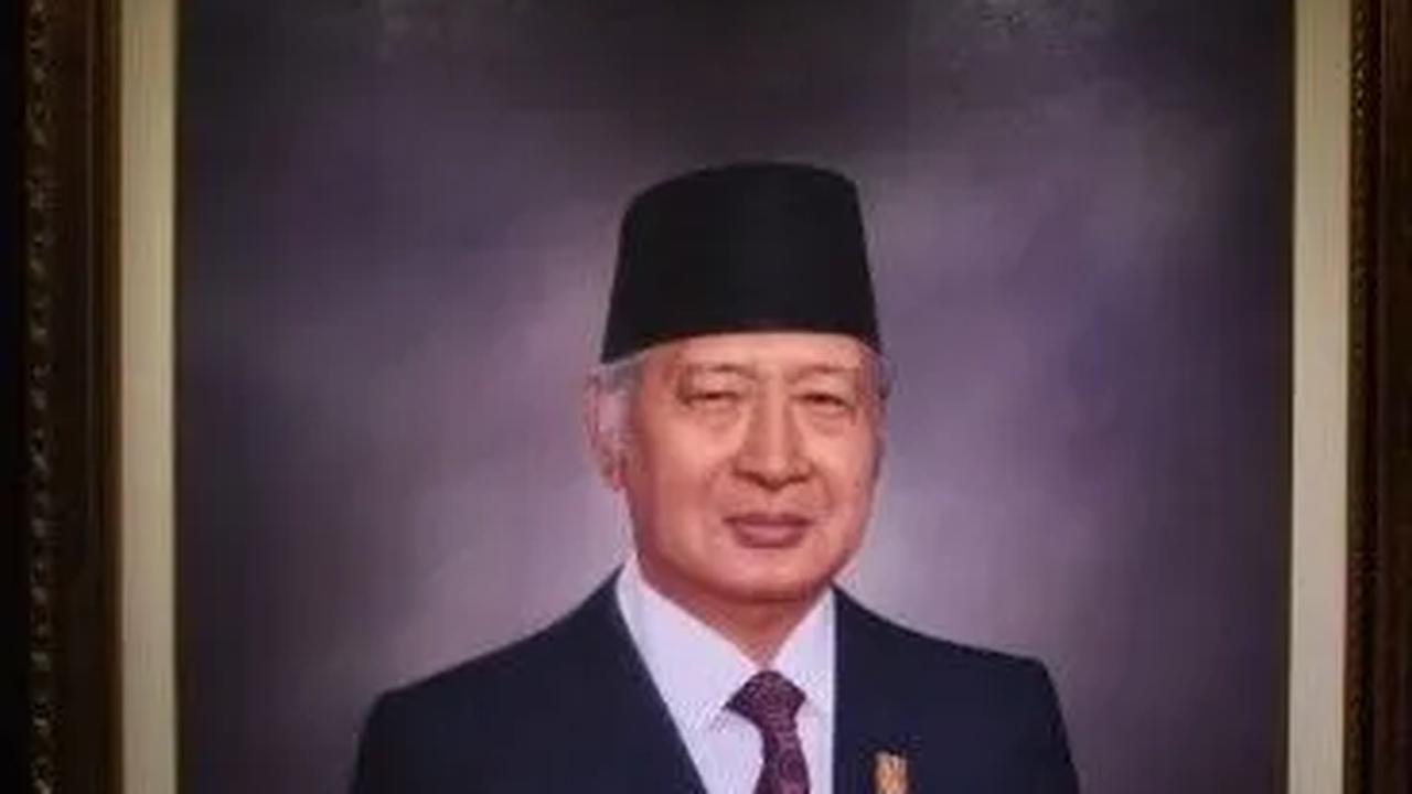 Presiden Soeharto dikenal dengan sosok pemarah dan dendam. Bahkan wakil presiden pun tak terkecuali membuat Soeharto tidak senang.<br>