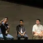 Founder dan CEO Hypefast, Achmad Alkatiri (kiri), sedang berbincang dalam acara Social Night pada Kamis malam, 30 Mei 2024. (Dok: Liputan6.com/dyah)