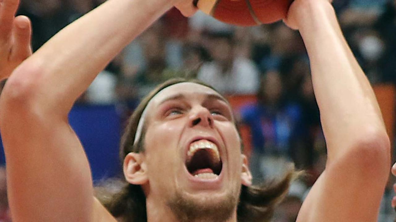 FOTO: Susah Payah Kanada Tekuk Latvia di Piala Dunia Basket FIBA 2023