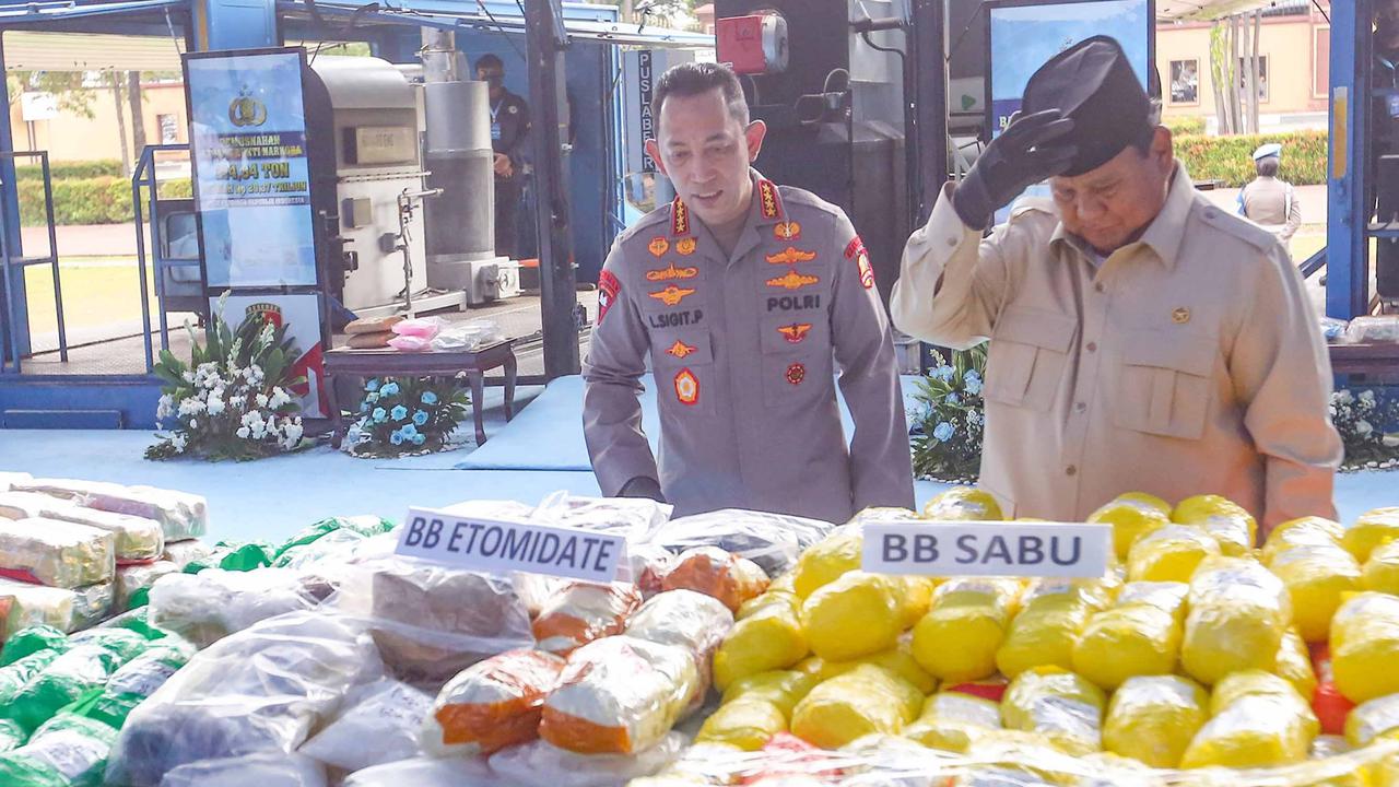 Prabowo Ungkap Modus Kartel Narkoba Kini Punya Kapal Selam