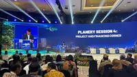 Komisaris Utama PT PLN (Persero), Burhanuddin Abdullah menyampaikan bahwa pihaknya tengah menjalankan beragam langkah strategis guna menarik investasi dalam pengembangan Energi Baru dan Terbarukan (EBT).