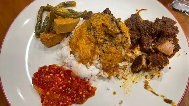 Rekomendasi Tempat Makan Nasi Kapau di Jakarta (Foto: Google Maps/Kristine Jane)