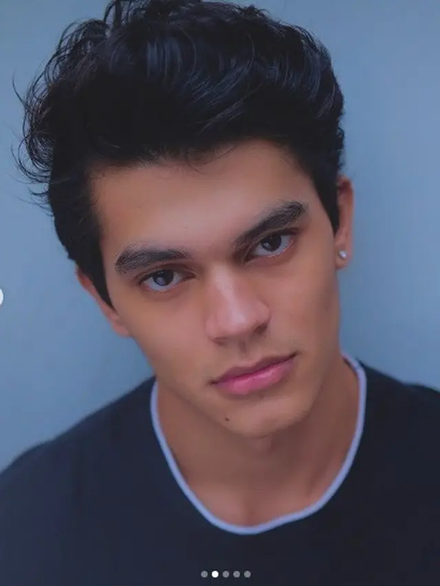 Toby Armstrong, bintang Asmara 2 Dunia (Foto: Instagram/tobyaarms/ryanogilvy))