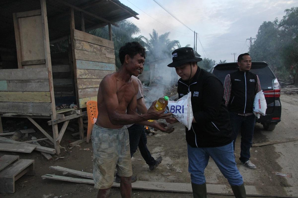Relawan BRI Peduli Terjun Langsung ke Lokasi Bencana Aceh Tamiang, Salurkan Bantuan dan Percepat Pemulihan Pasca Bencana