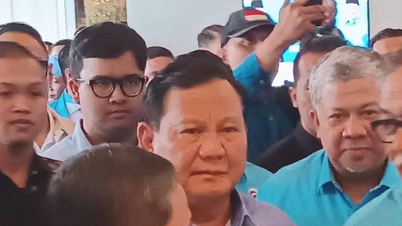 Prabowo Mengaku Gerogi Setiap Kali Bertemu PSI
