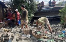Fakta Unik: 10 Truk Sampah Diangkut! Pemkot Surabaya Genjot Normalisasi Sungai Kalianak untuk Atasi Banjir
