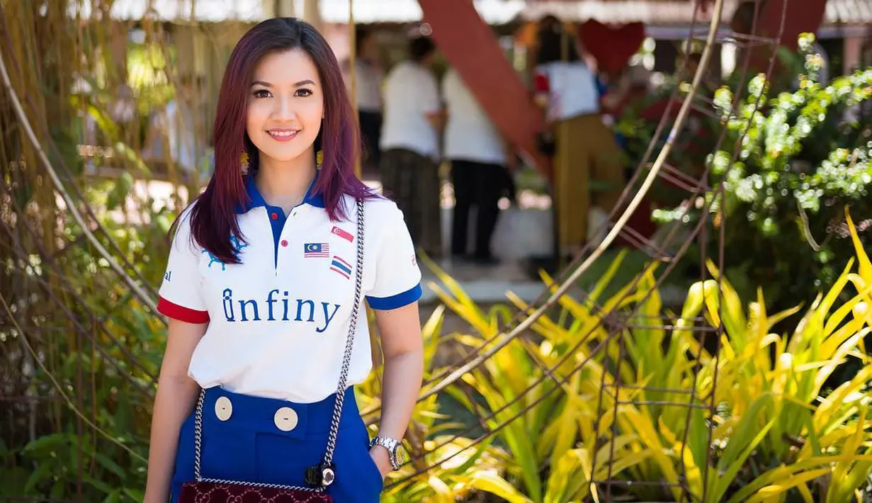 (Instagram/asty_ananta)