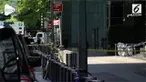 Gedung CNN New York ikut dikirimi paket yang diduga bom. Ketika siaran langsung sedang berlangsung, alarm gedung berbunyi.