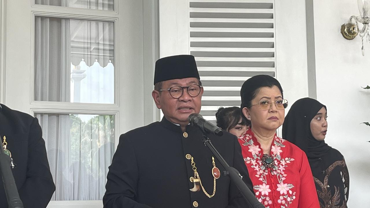 Gubernur Pramono Teken Aturan Pemilahan Sampah, Siapkan Gerakan Massal Pekan Depan