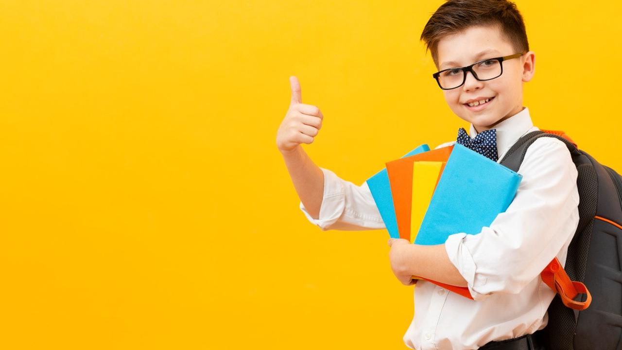 Ilustrasi Model Rambut Anak Sekolah Laki-Laki