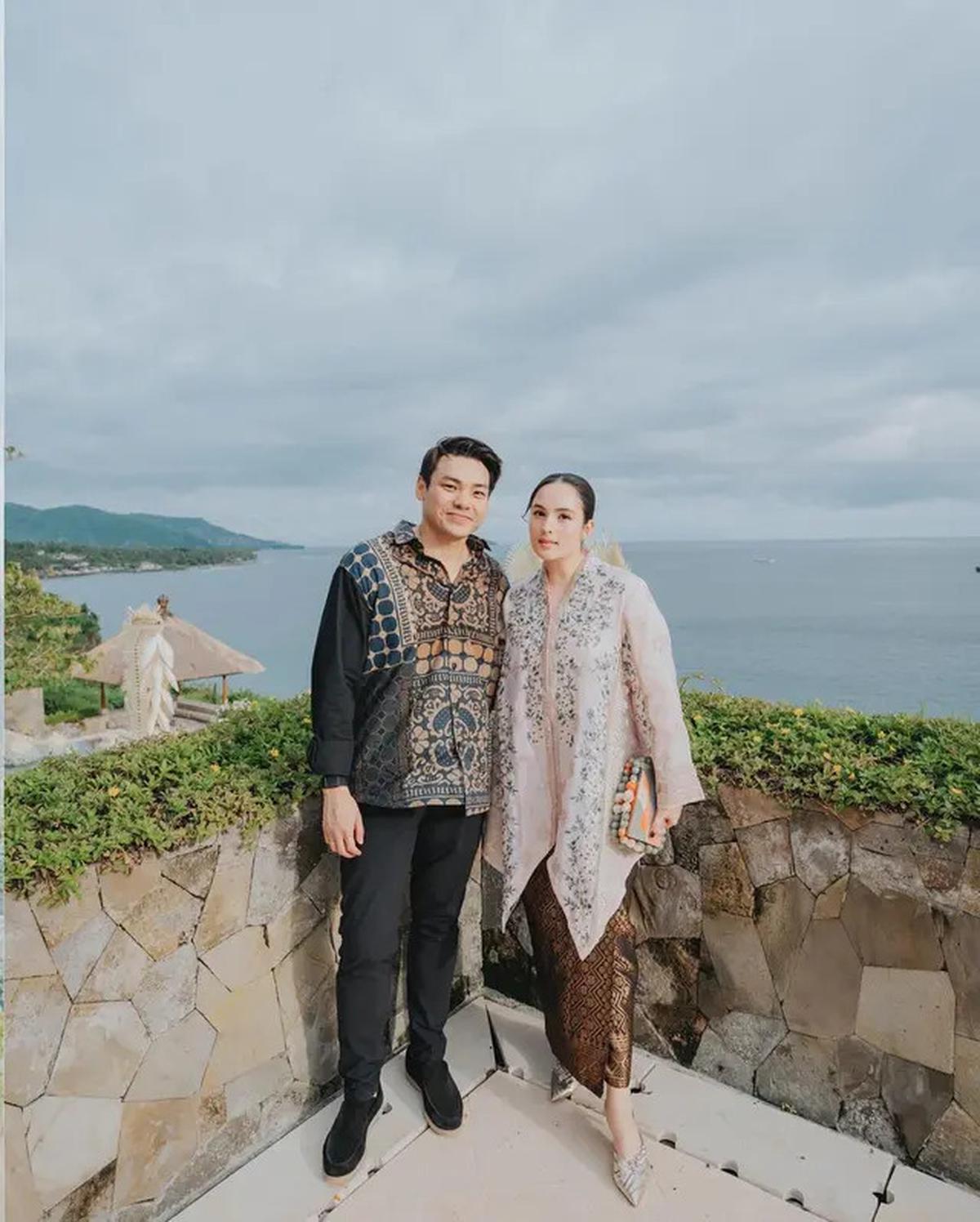 Tampil Stylish dengan Pasangan, Ini 5 Ide Baju Couple Kondangan ala Selebriti Indonesia