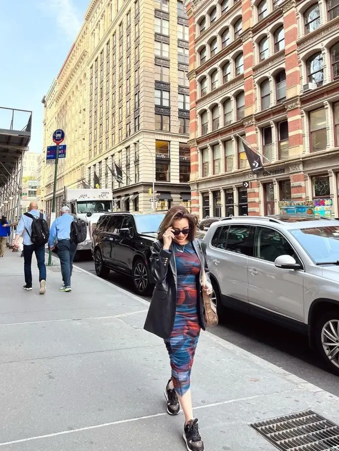 Reza Artamevia saat ini sedang liburan di New York