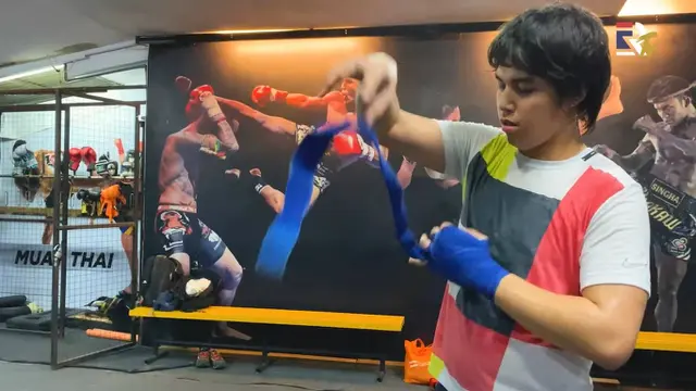 7 Potret El Rumi Latihan Tinju Sebelum Melawan YouTuber Winson Reynaldi