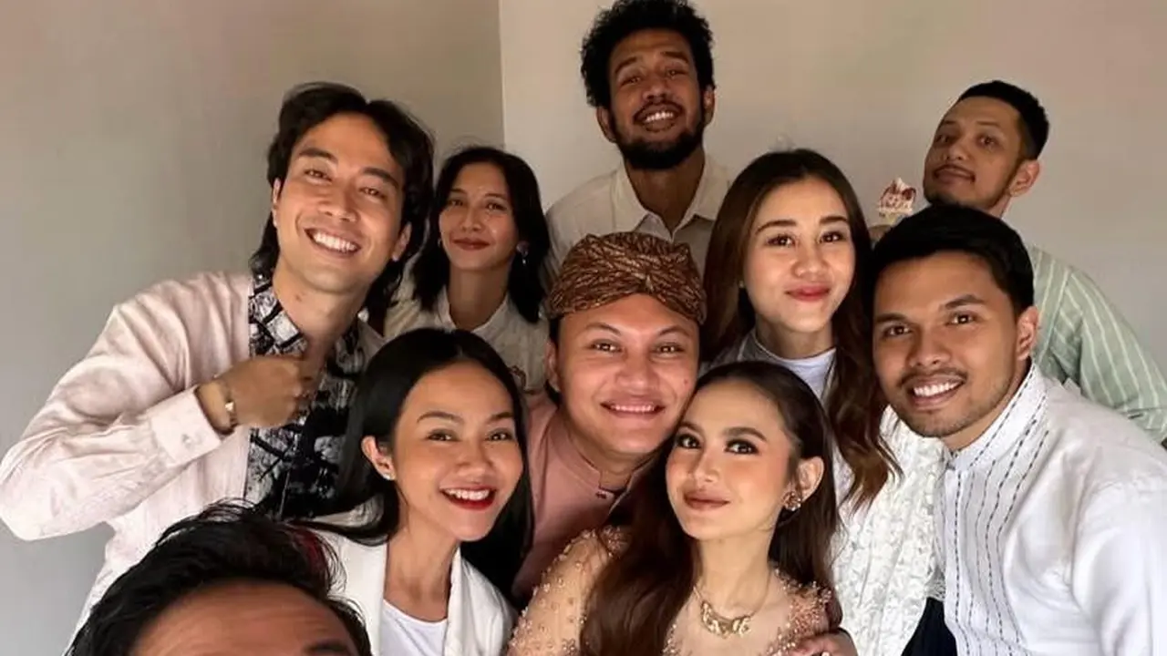 Gaya Memukau Para Artis Hadiri Tasyakuran 7 Bulanan Mahalini, Pasutri Thariq-Aaliyah Massaid hingga Couple Baru Lyodra Ginting-Randy Martin