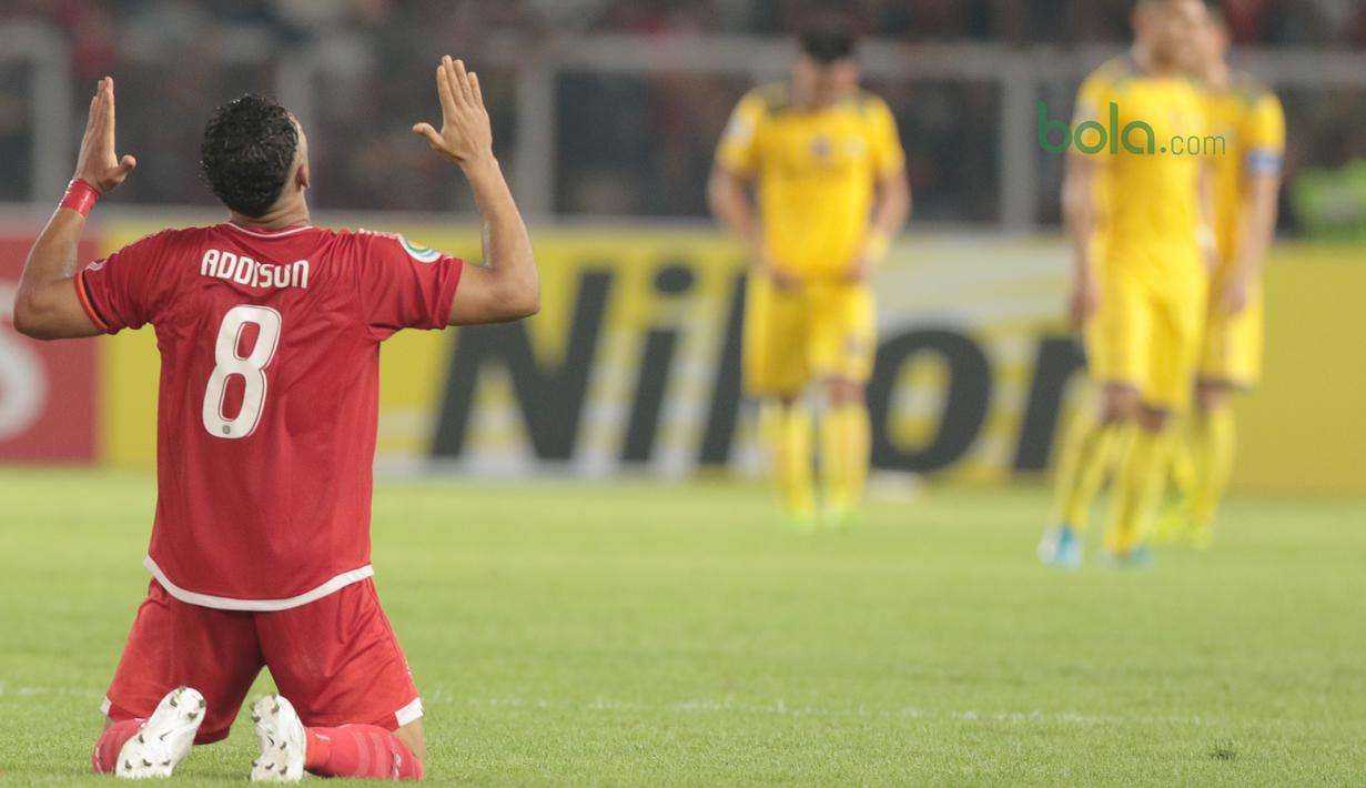 Gol Addison Alves dinobatkan sebagai gol terbaik Piala AFC 2018 saat melawan Song Lam Nghe An FC di Stadion Utama GBK, Senayan, Jakarta, (13/3/2018). Gol Addison meraih 106.418 suara atau sekitar 90%. (Bola.com/Nick Hanoatubun)