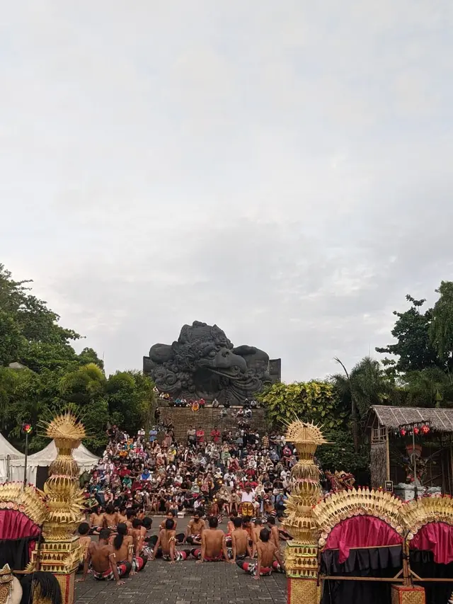 Dokumentasi GWK Cultural Park - Kolaborasi Kecak & Ogoh-ogoh