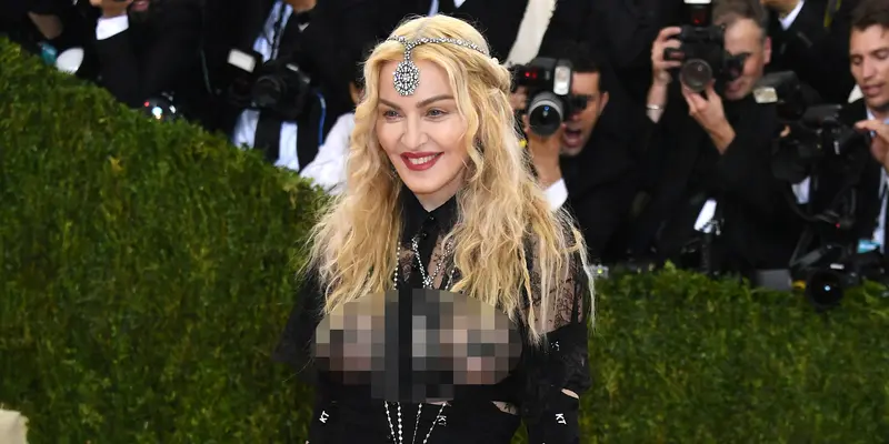 20160503-Met-Gala-USA-Madonna-AFP-Reuters