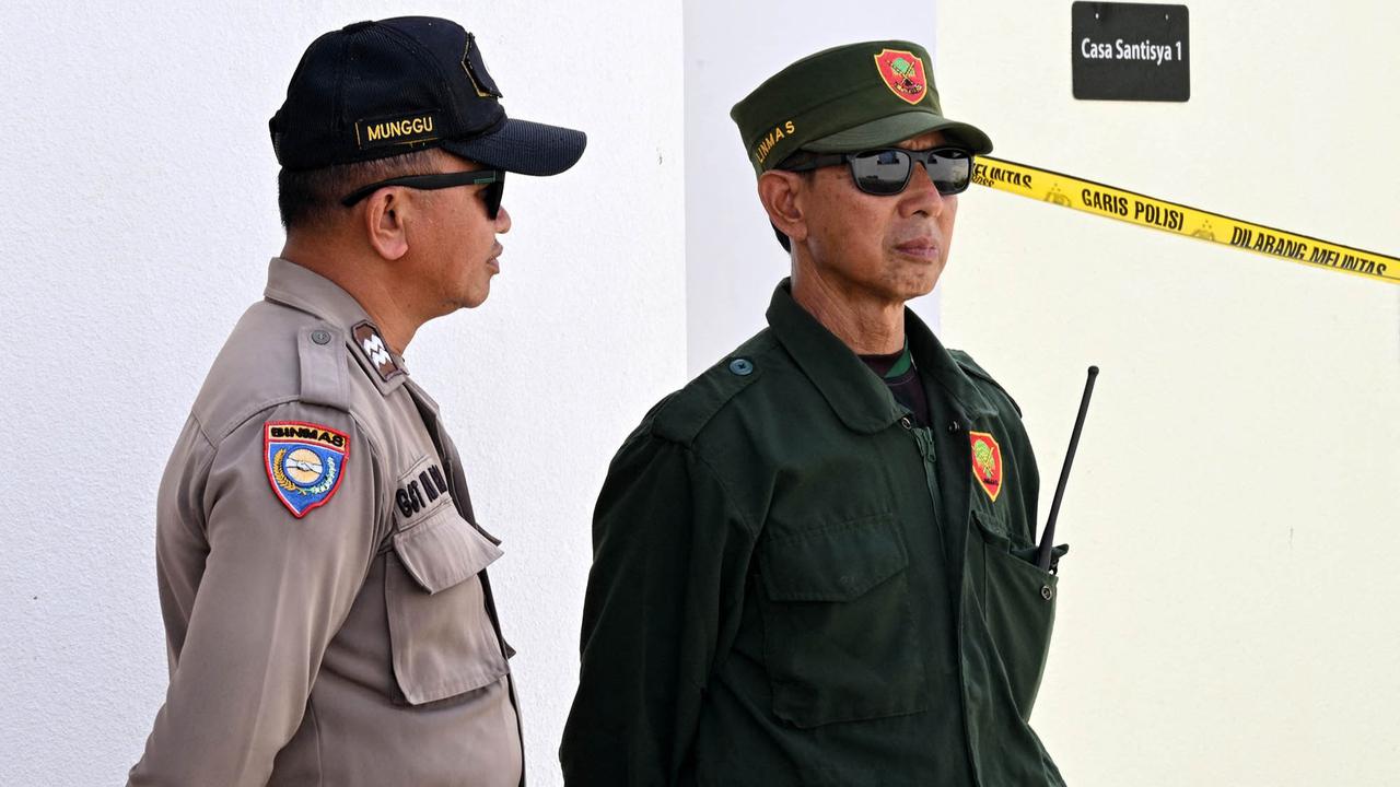 FOTO:  Polisi Olah TKP Villa di Badung Bali Lokasi Penembakan 2 WNA Australia