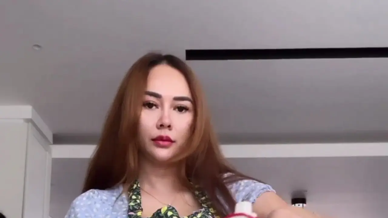 [Fimela] Aura Kasih masak