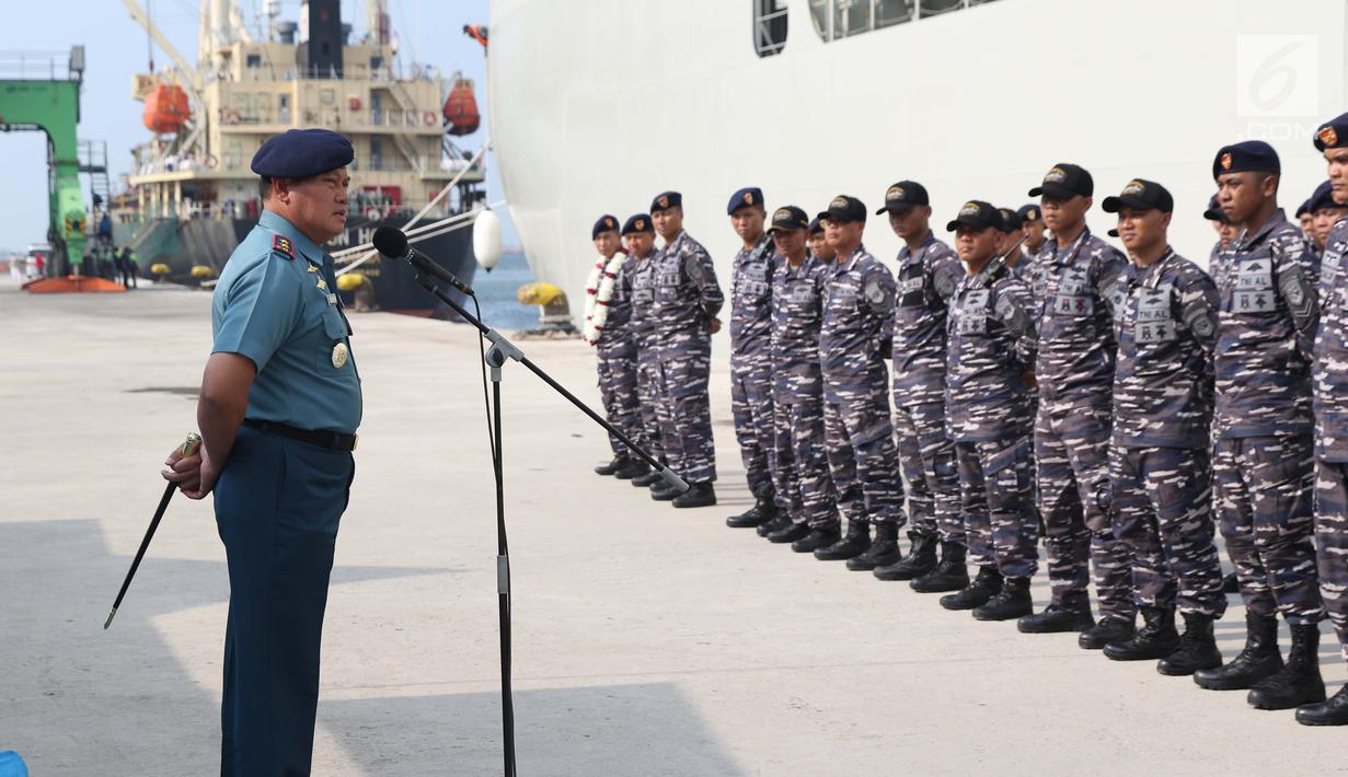 FOTO Pangkoarmada L Sambut KRI Semarang 594 News Liputan6com