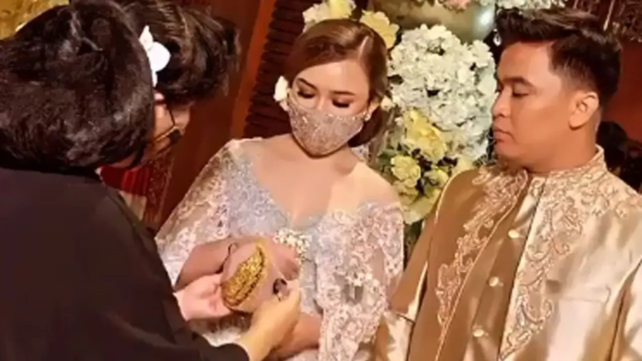 [Fimela] Amanda Manopo dan Billy Syahputra