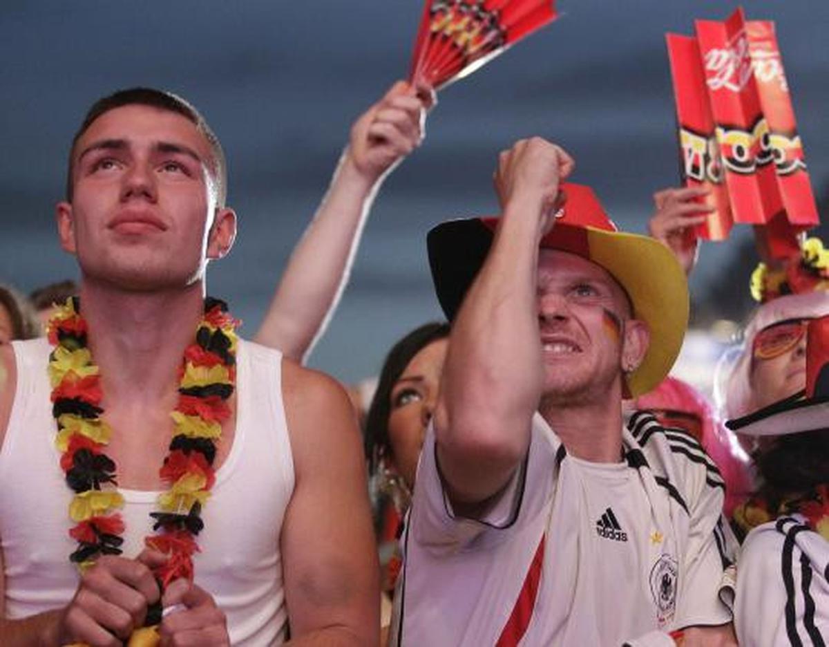Ekspresi fans Jerman tiap gol