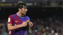 Sergi Roberto. Gelandang Spanyol berusia 29 tahun ini kini memasuki musim ke-9 bersama Barcelona. Ia adalah produk Akademi Barcelona yang mulai memperkuat tim senior pada musim 2013/2014. Total telah tampil dalam 306 laga di semua kompetisi dengan mencetak 11 gol. (Foto: AFP/Josep Lago)