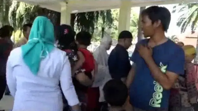 Rombongan pengungsi korban gempa Palu dan Donggala tiba di Mamuju, mereka akan menunu ke rumah kerabat yang ada di Sulawesi selatan