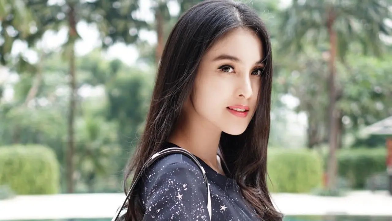Sandra Dewi