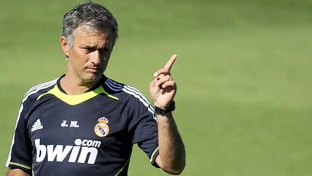 img_mourinho-202.jpg