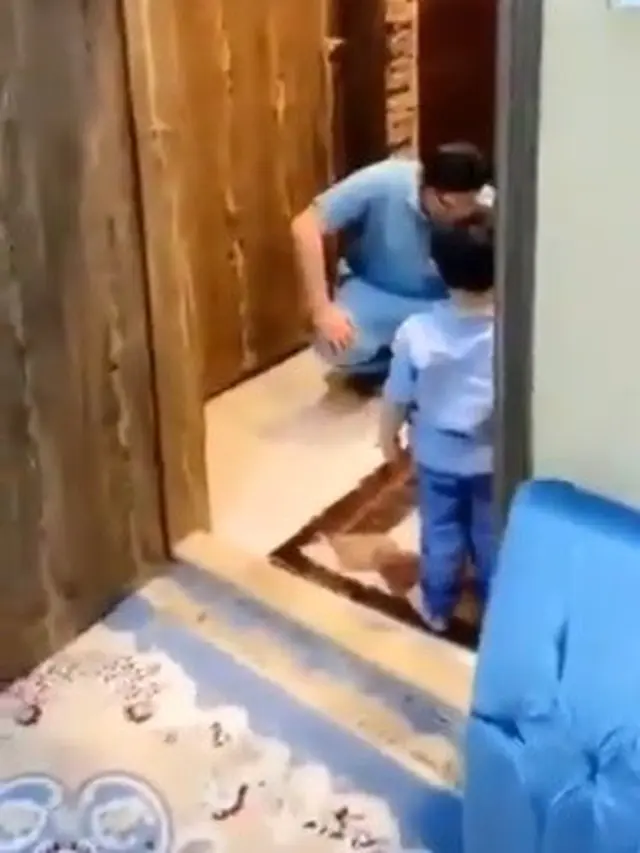 perawat di Arab menangis tak bisa peluk sang anak
