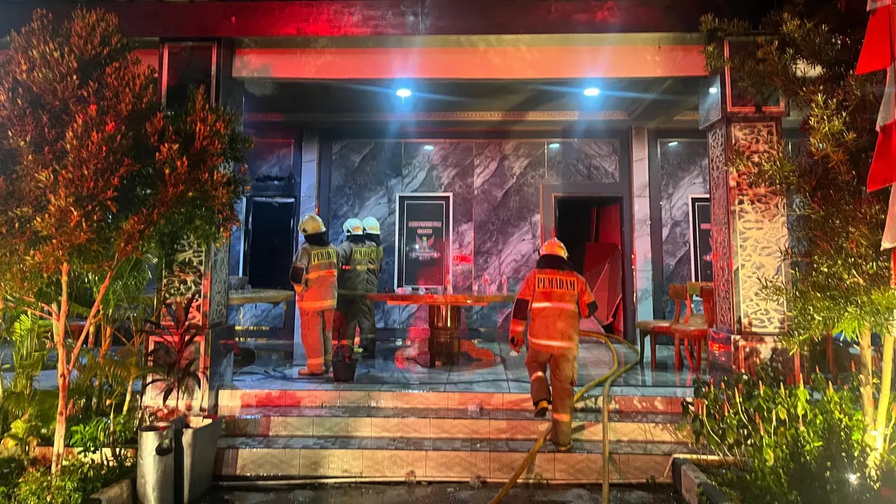 Posko GRIB Jaya di Jakbar Kebakaran