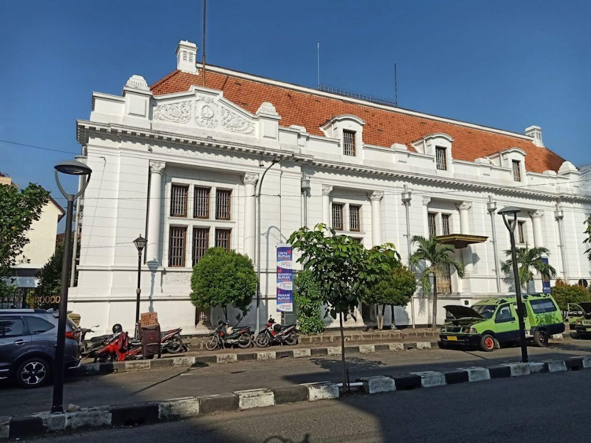 Jalan Garuda