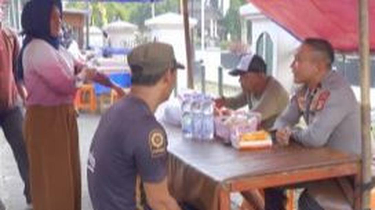 "Berapa 50 ribu? oh langganan," jawab Wakapolda Banten itu.