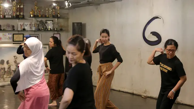 [FIMELA] Perempuan Menari, Pelestari Budaya Lewat Gerak Tubuh Berirama