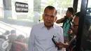 Mantan Ketua Komisi II DPR periode 2009-2014 Chairuman Harahap tiba di Gedung KPK untuk menjalani pemeriksaan di Jakarta, Selasa (11/10). Pemeriksaan itu terkait kasus dugaan korupsi pengadaan KTP Elektronik tahun 2011-2012. (Liputan6.com/Helmi Affandi)