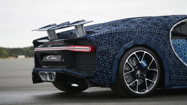 BUgatti Chiron dan Lego.