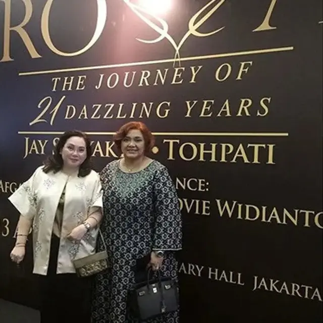 Potret Terbaru Tri Hanurita Mantan Istri Irwan Mussry