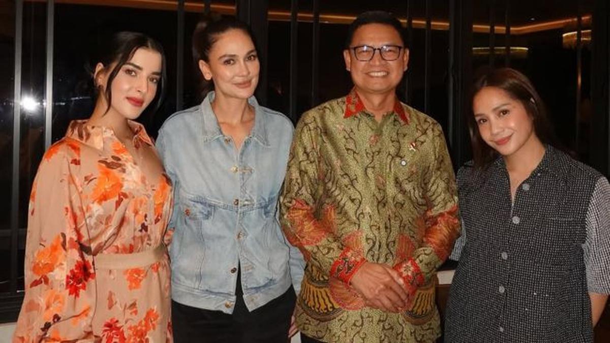 3 Potret Tasya Farasya Bukber dengan Para Owner Skincare, Luna Maya hingga Nagita Turut Serta
