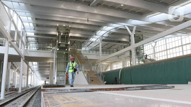 stasiun karawang dan stasiun tegalluar