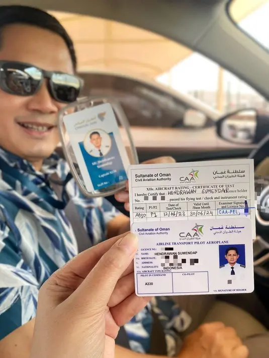 Dengan kondisi tersebut, sebagai istri hanya bisa mendoakan sang suami. Hendra dan seluruh penumpang yang dibawa diberi keselamatan. Hendra juga selalu menenangkan sang istri yang tiap malam menangis karena khawatir. [Instagram/fitricarlina]