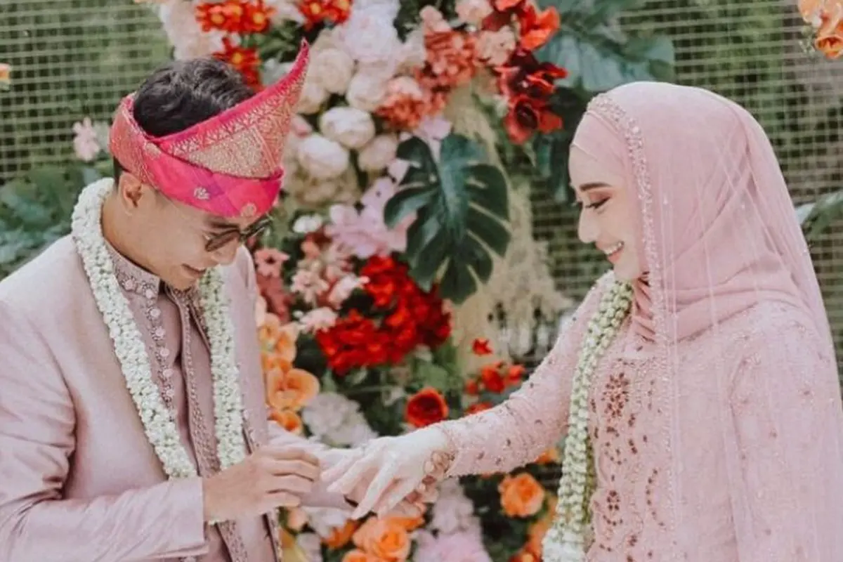 Anggunnya Syaira Anataya, anak Cindy Fatika Sari dan Tengku Firmansyah saat menikah dengan Jodi Andejo Koni