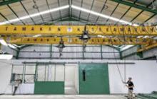 Panduan Memilih Hoist Crane Berkualitas untuk Industri Modern