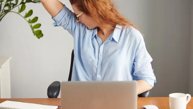 25 Cara Menghilangkan Bau Badan dari Bahan Alami hingga Mengubah Kebiasaan Sehari-hari