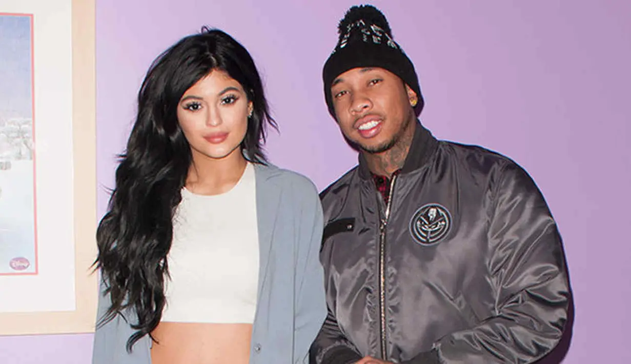 Dilansir dari HollywoodLife, Tyga benar-benar masih memikirkan Kylie. (Billboard)