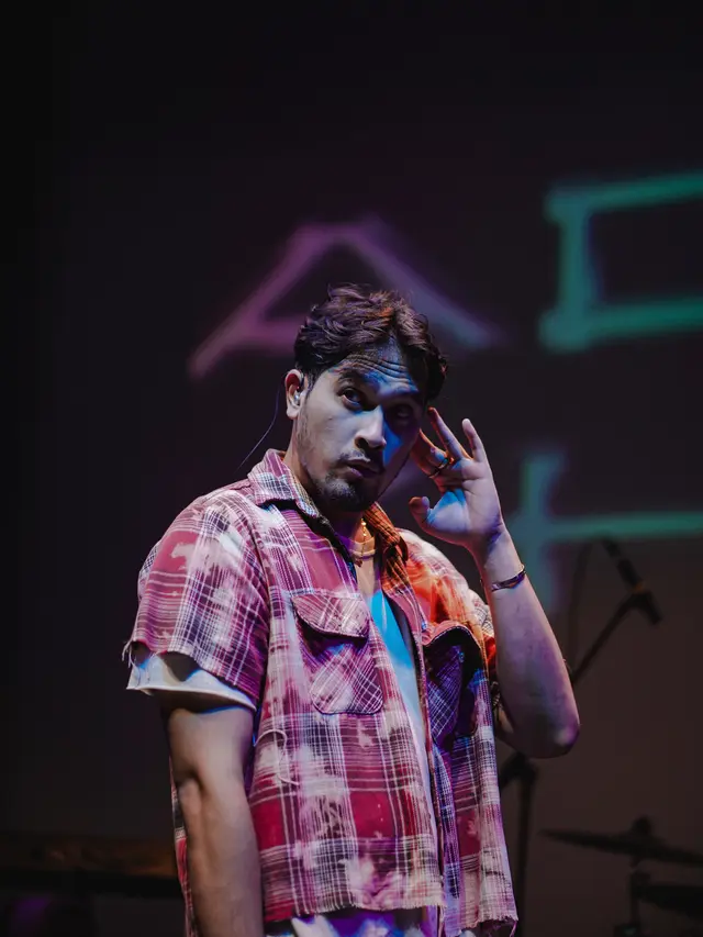 Adrian Khalif.