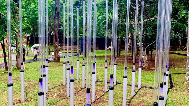 Serunya Kongkow Sambil Nikmati Ragam Karya Seni di Art Jakarta Gardens 2023
