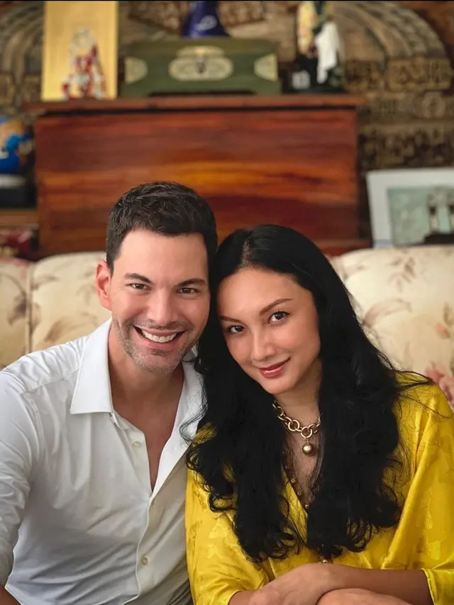 Darma Mangkuluhur dan Bobby Tonelli