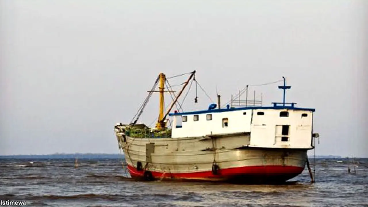 rumahsakit-apung130410b.jpg