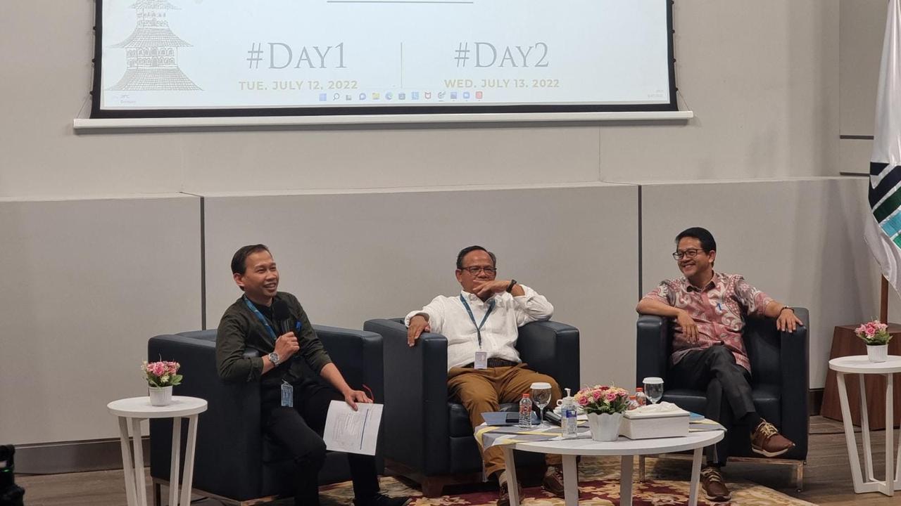 Fakultas Studi Islam UIII Luncurkan Jurnal dan Award dalam Kolokium